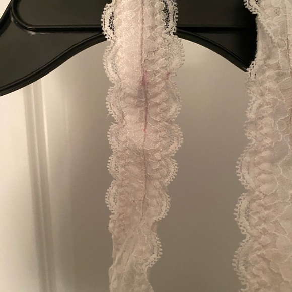 Gilly Hicks White Lace Bralette - Picture 2 of 6